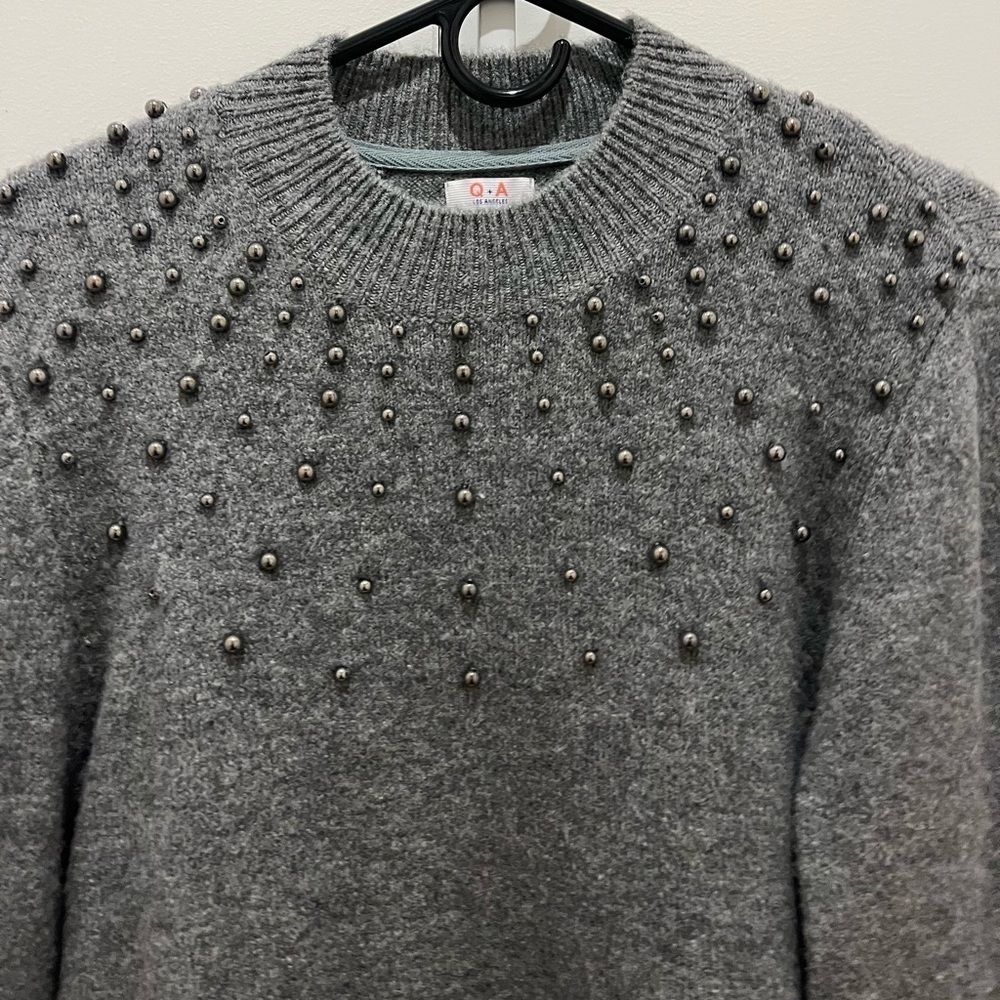 Q+A LA Grey Crewneck Sweater with Metallic Bead Detail gently worn